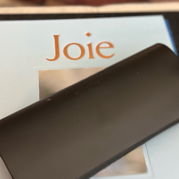 Chloe Beige Oval Sunglasses - Picture 6 of 6